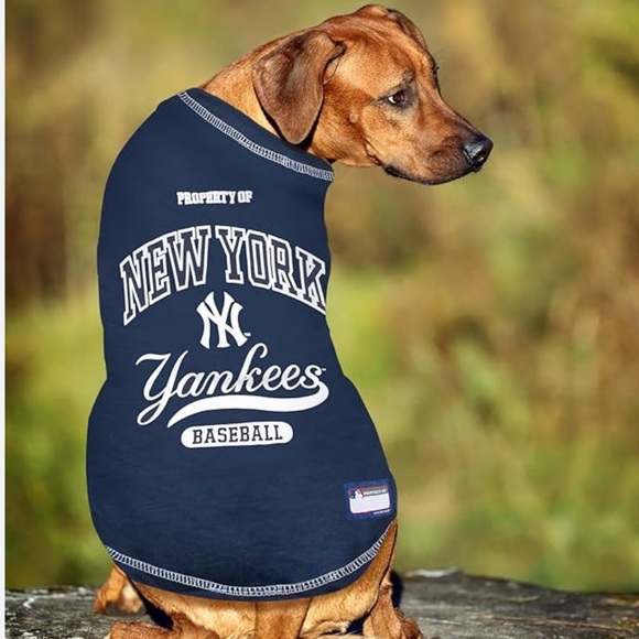Pets First Other - NWOT XL Pets First MLB NEW YORK YANKEES Dog T-Shirt, Licensed Shirt